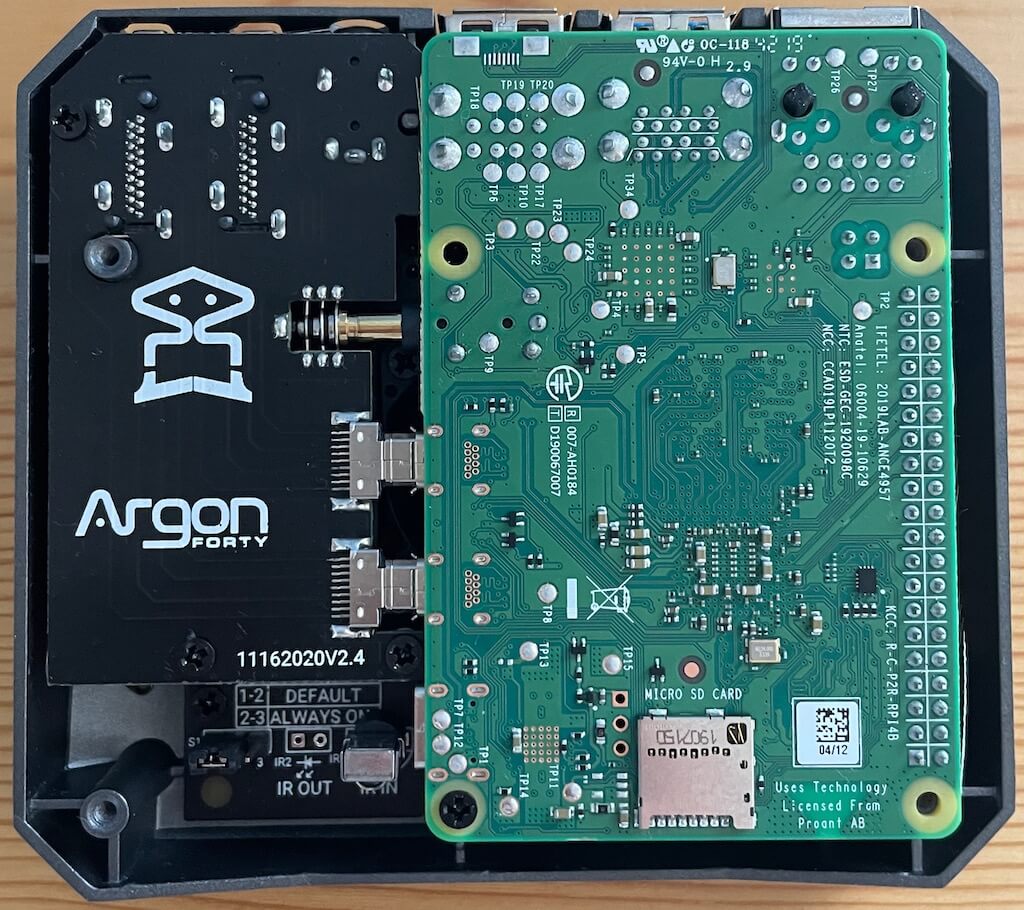 あすつく】 GeeekPi Raspberry Pi ケース Argon One M.2